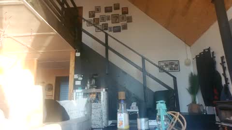 Dess online show from October 6, 9:30 pm