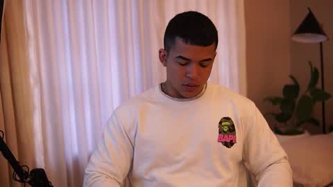 Jackson Bell online show from December 15, 1:30 pm