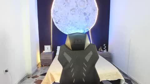 Jackson online show from November 10, 1:05 pm