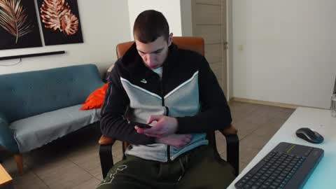 JACOB DEVON online show from April 11, 5:58 am