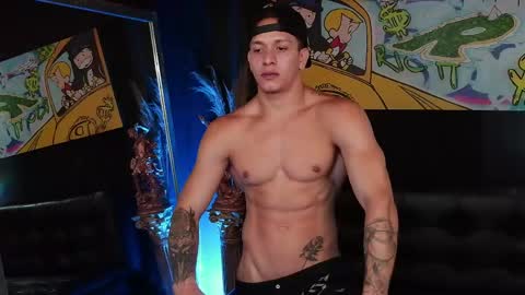 JACOB JAMES online show from April 8, 11:46 pm