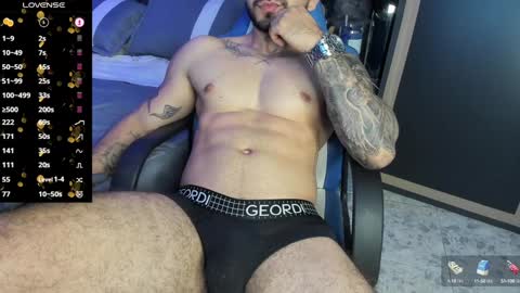 Snapshot of jacob_plein chatting on January 29, 10:22 pm Jacob Plein online show from January 29, 10:22 pm
