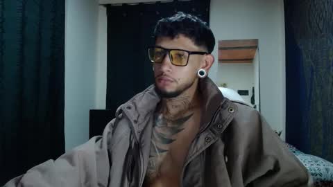 Michael Caicedo online show from February 23, 6:48 am