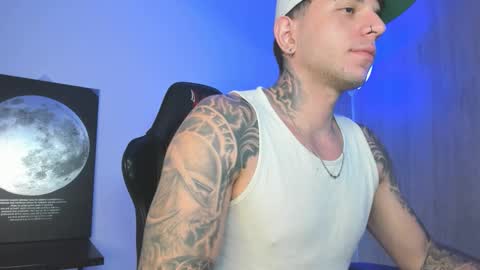 jacobb116 online show from October 12, 12:26 am