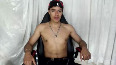 Jacobbakerr online show from November 20, 5:40 am