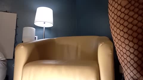 jaidenblake online show from December 31, 4:16 am