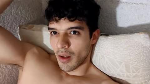 JaxXx online show from April 2, 8:22 am