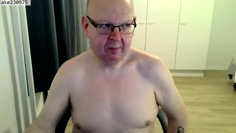 Jake2309 online show from April 21, 6:58 pm