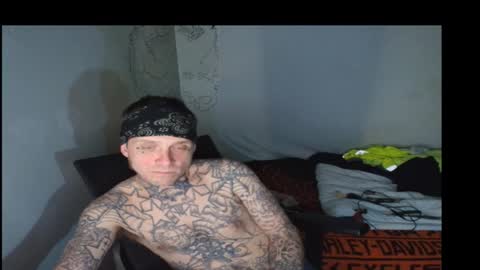 showingitoff online show from March 2, 7:15 am