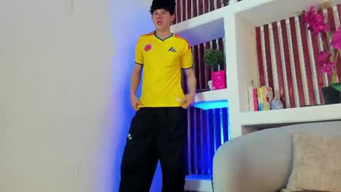 Jake online show from June 18, 4:36 am