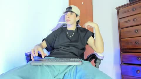 jake online show from April 10, 12:39 am