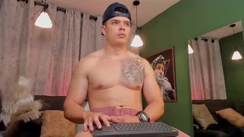 Jake Tyler online show from December 16, 1:45 am