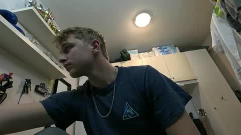 Jakeset online show from October 25, 9:16 pm
