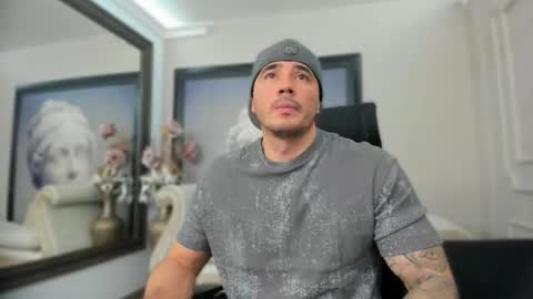 jakestone_1 online show from October 23, 1:42 am