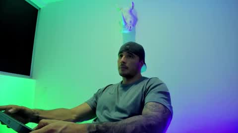 jakestone_1 online show from February 12, 3:23 am