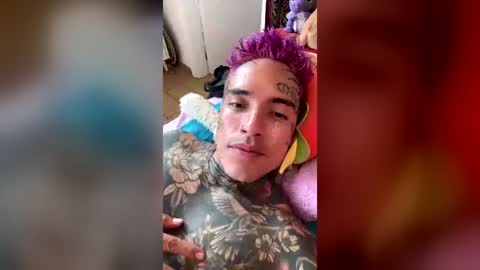 jaketyler333 online show from June 26, 10:07 am
