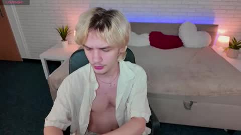 JameMiller online show from March 13, 5:08 pm