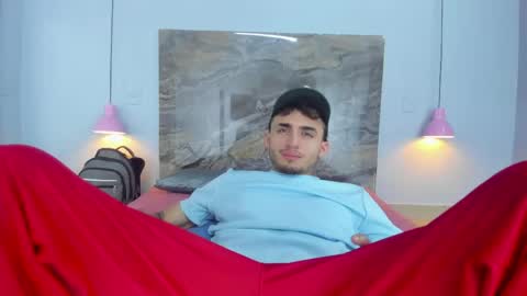 james_06_ online show from May 17, 12:01 pm