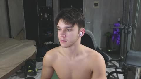 James online show from March 1, 11:48 pm