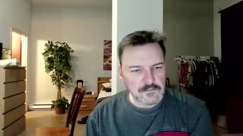 James2025 online show from January 19, 1:41 am