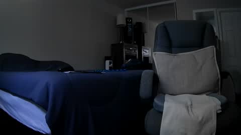Snapshot of jamesbondage_0069 chatting on January 4, 6:19 pm James Bondage online show from January 4, 6:19 pm