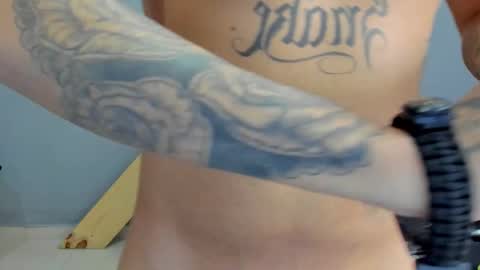 Snapshot of jamesinked_ chatting on December 24, 6:39 pm Jamesinked  online show from December 24, 6:39 pm