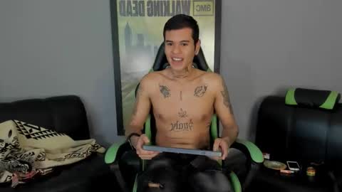 Snapshot of jamesinked_ chatting on February 17, 4:26 pm Jamesinked  online show from February 17, 4:26 pm