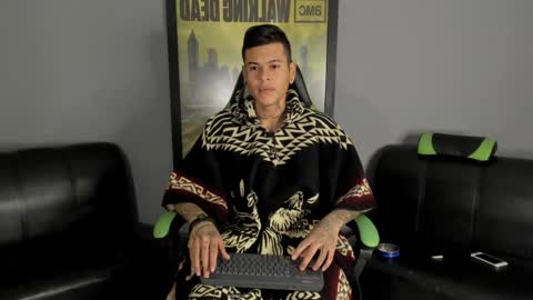 Snapshot of jamesinked_ chatting on January 3, 3:27 am Jamesinked  online show from January 3, 3:27 am