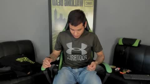 Snapshot of jamesinked_ chatting on February 10, 4:36 pm Jamesinked  online show from February 10, 4:36 pm