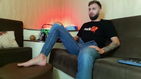 Robbie online show from March 11, 5:38 am