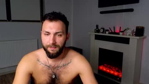 Robbie online show from November 15, 8:38 am