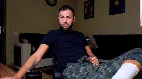 Robbie online show from October 6, 4:50 am