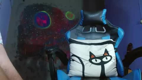 Jammes. online show from January 9, 5:11 pm