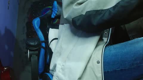 Jammes. online show from February 16, 2:43 am