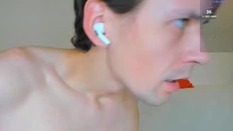 Jasper  online show from October 25, 9:49 pm