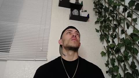 JKing  online show from January 21, 2:22 am