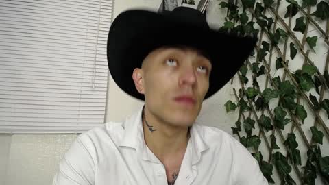 JKing  online show from January 12, 2:14 am