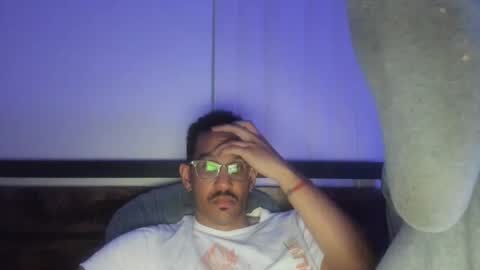  Jorge  online show from December 9, 3:40 am