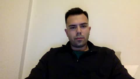 Snapshot of javierscm chatting on December 3, 5:01 pm javierscm online show from December 3, 5:01 pm