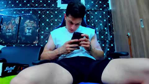 Javier online show from September 9, 2:11 am