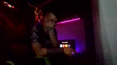 jaxxx666 online show from December 17, 9:28 am