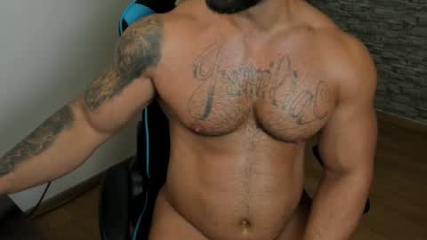 JaxonHunk online show from December 19, 2:41 am