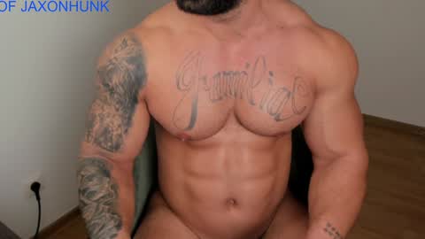 Snapshot of jaxonhunk chatting on December 26, 9:44 am JaxonHunk online show from December 26, 9:44 am