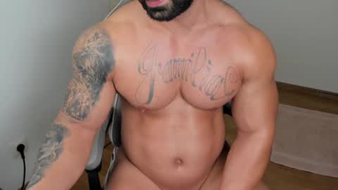 Snapshot of jaxonhunk chatting on February 12, 3:16 pm JaxonHunk online show from February 12, 3:16 pm