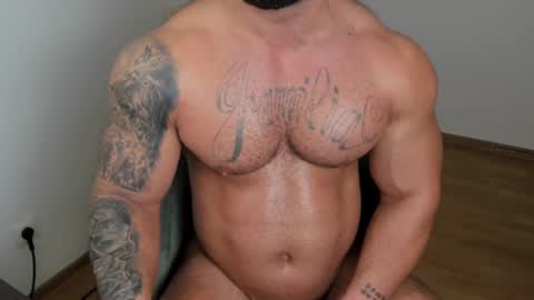 Snapshot of jaxonhunk chatting on February 10, 8:42 pm JaxonHunk online show from February 10, 8:42 pm
