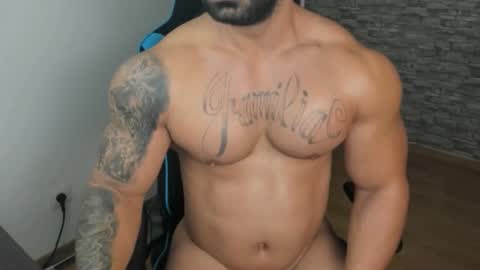 JaxonHunk online show from October 26, 4:47 am