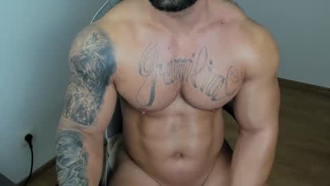 Snapshot of jaxonhunk chatting on February 16, 5:59 am JaxonHunk online show from February 16, 5:59 am