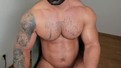 Snapshot of jaxonhunk chatting on February 10, 6:42 am JaxonHunk online show from February 10, 6:42 am