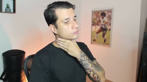 Jay Alvarrez online show from February 1, 4:11 pm