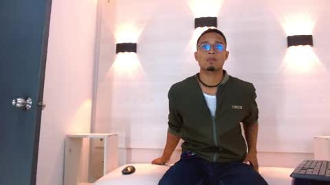 Jayden Morris online show from October 13, 6:58 pm